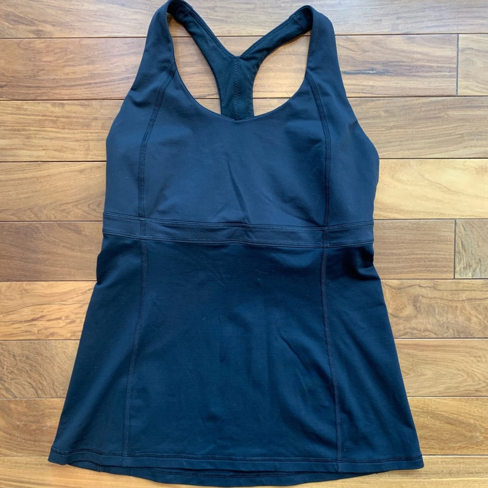 Black lululemon tank top